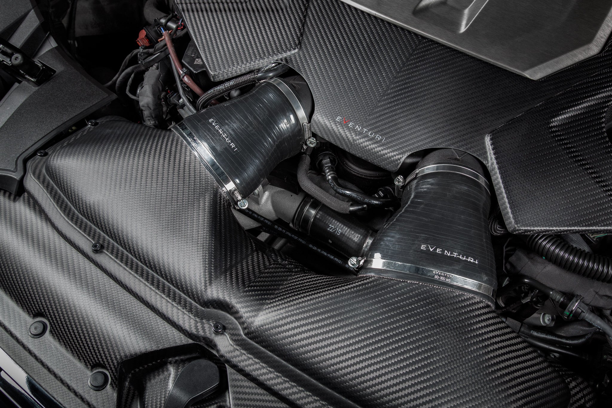 Eventuri Engine Cover for Audi C8 RS6/RS7