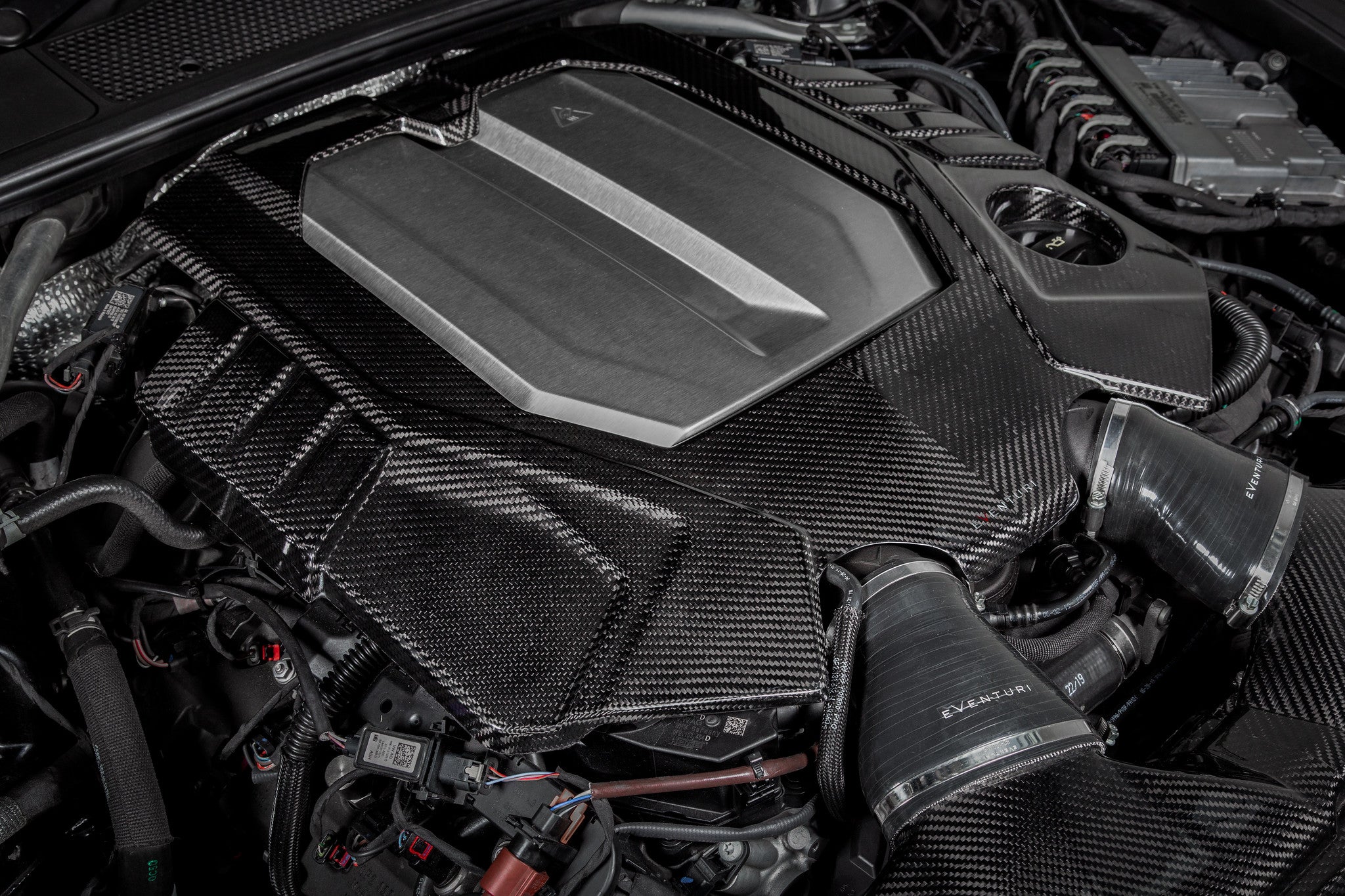 Eventuri Engine Cover for Audi C8 RS6/RS7