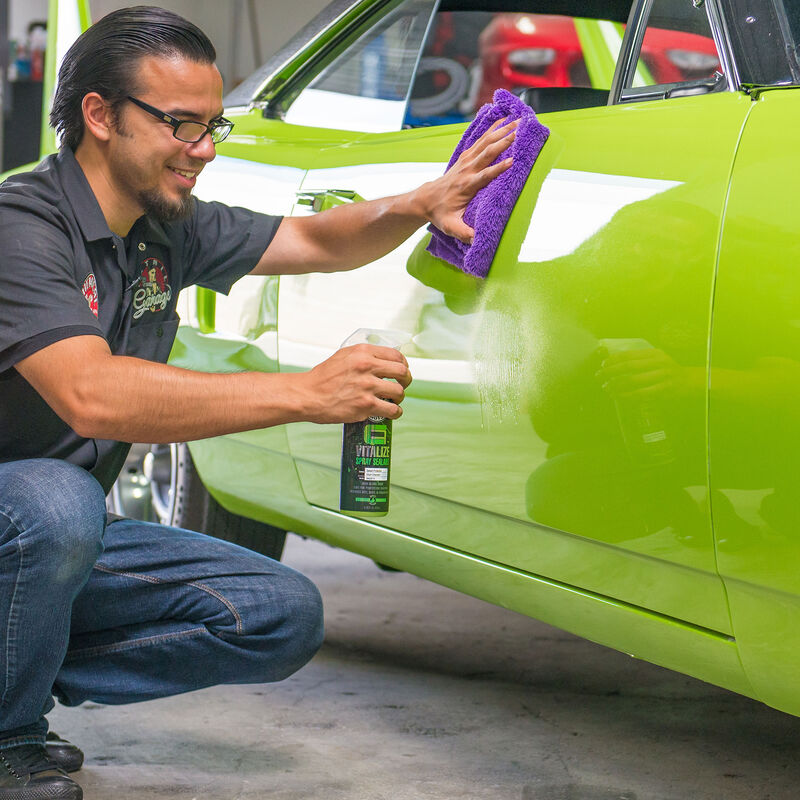 Chemical Guys Carbon Flex Vitalize Quick Detail Spray & Sealant Ceramic Coating Booster